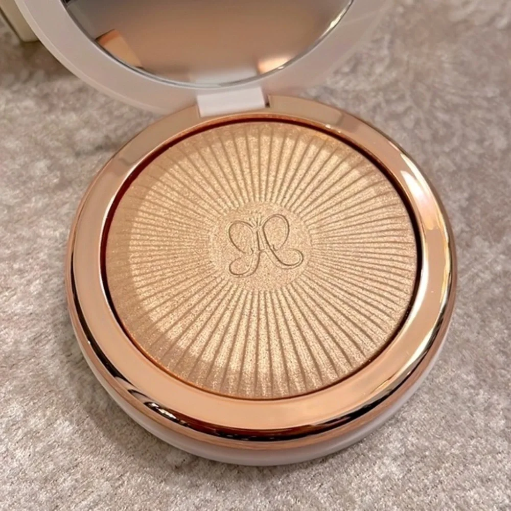Brand New Anastasia Beverly Hills Glow Seeker Highlighter Sun Idol Illuminator